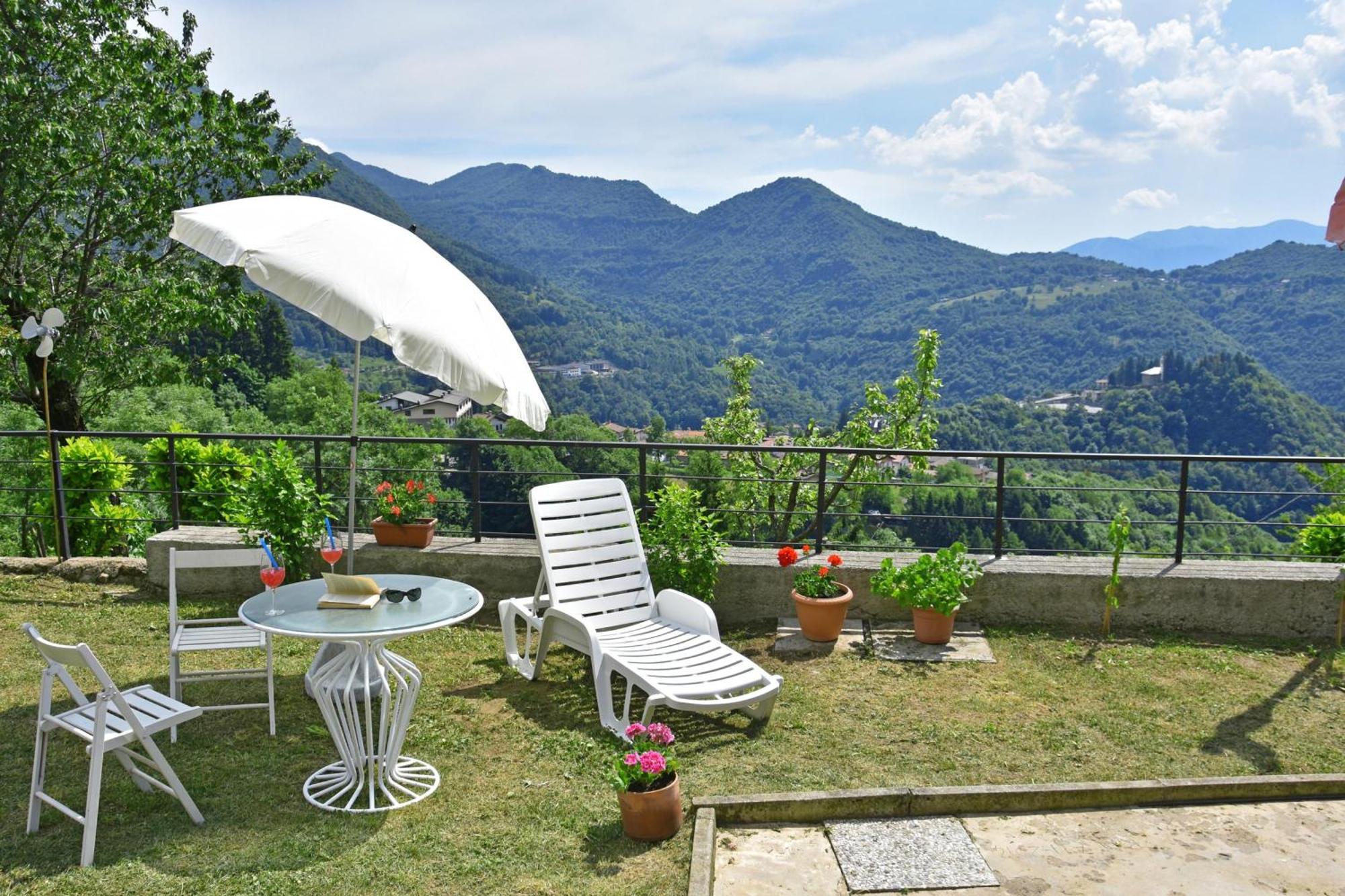 Casa Busso - Happy Rentals Esino Lario Εξωτερικό φωτογραφία